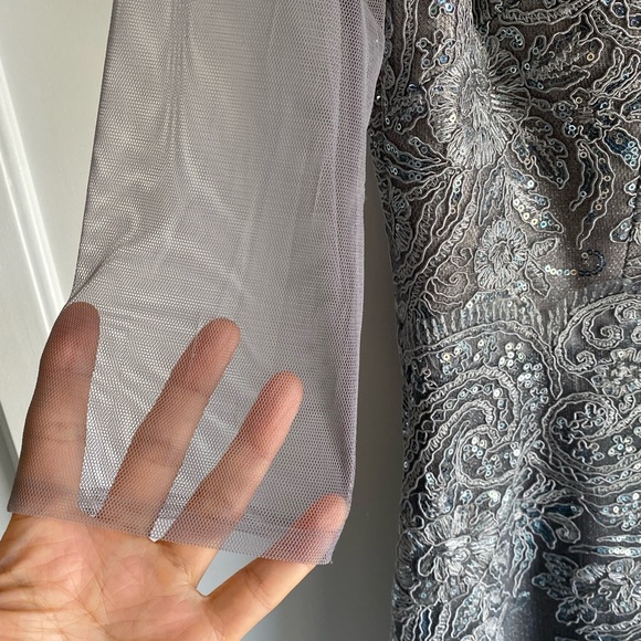 Teri Jon grey sequined long sleeve gown like new size 6 - Picture 9 of 15